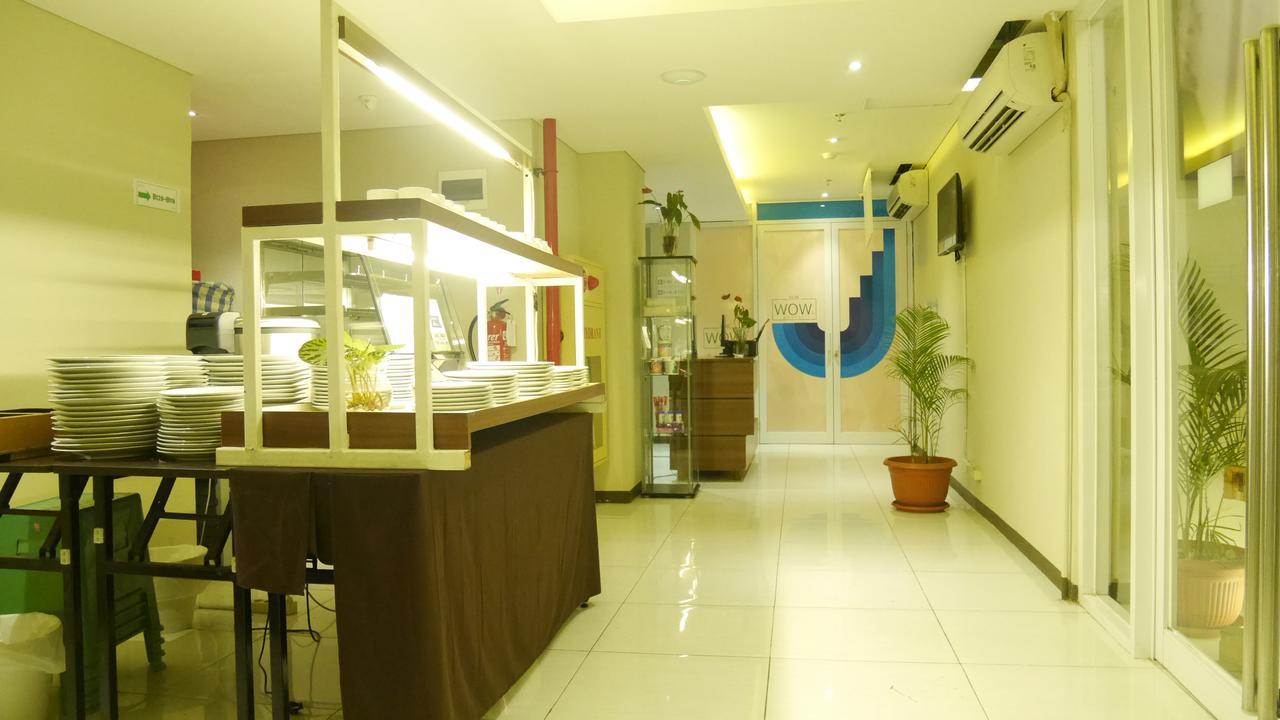 Subwow Hostel Bandung Exteriör bild
